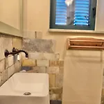 Villa Private For 12 Peaceful Karst Escape