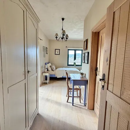Private For 12 Peaceful Karst Escape Villa Dutovlje