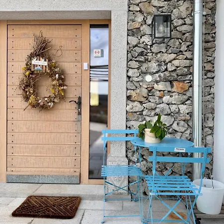 Villa Private For 12 Peaceful Karst Escape Dutovlje