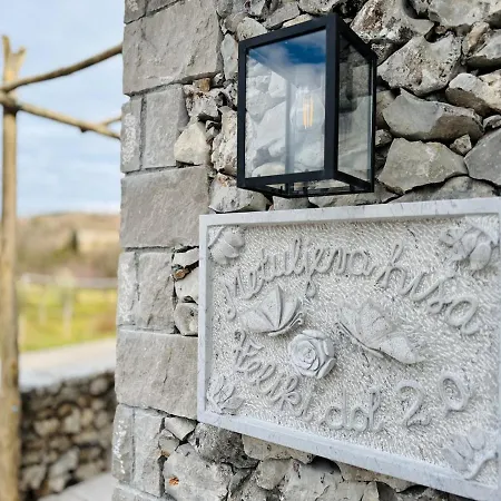 Villa Private For 12 Peaceful Karst Escape