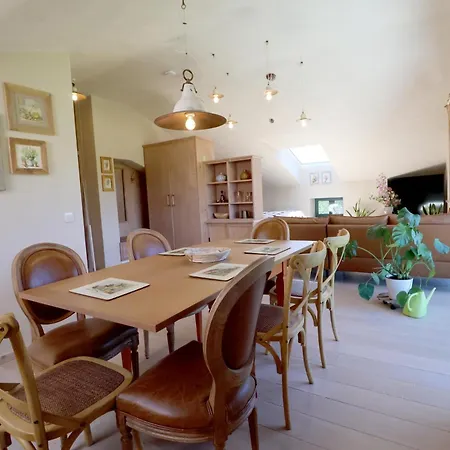 Private For 12 Peaceful Karst Escape Villa Dutovlje