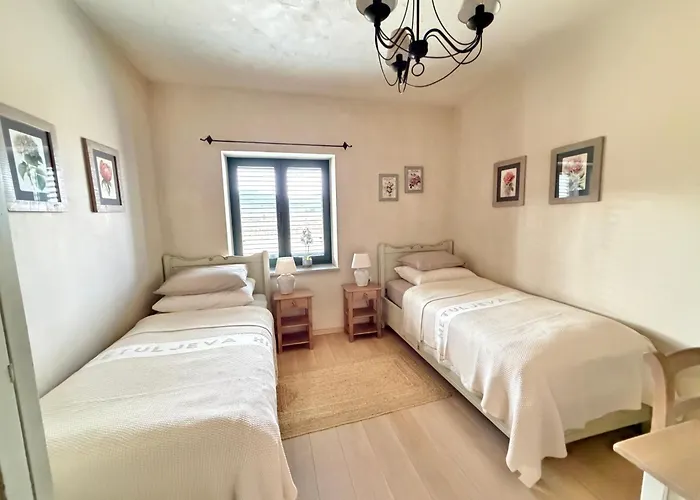 빌라 Private For 12 Peaceful Karst Escape