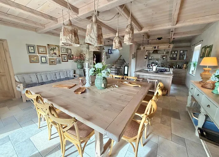 Private For 12 Peaceful Karst Escape