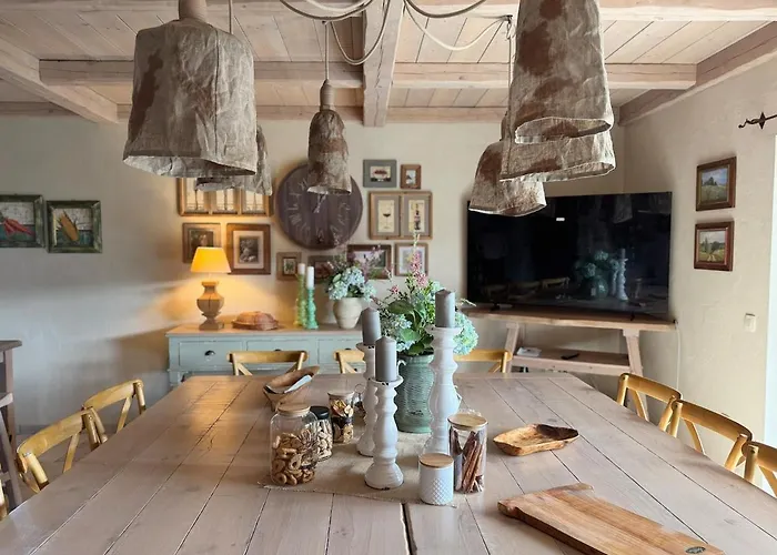 빌라 Private For 12 Peaceful Karst Escape