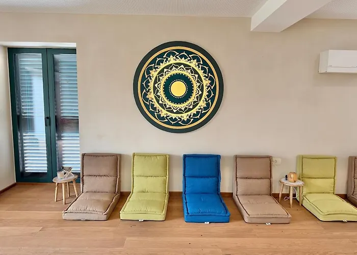 Private For 12 Peaceful Karst Escape ヴィラ Dutovlje