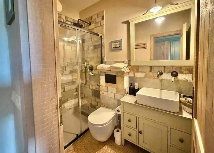 Private For 12 Peaceful Karst Escape Dutovlje