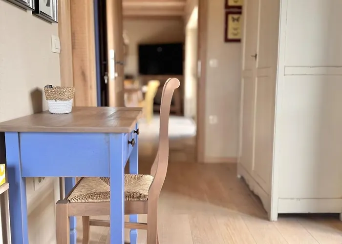 Private For 12 Peaceful Karst Escape