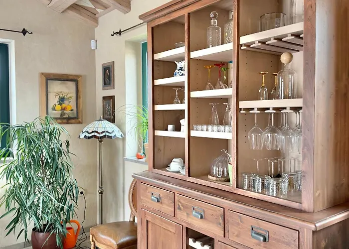 Private For 12 Peaceful Karst Escape